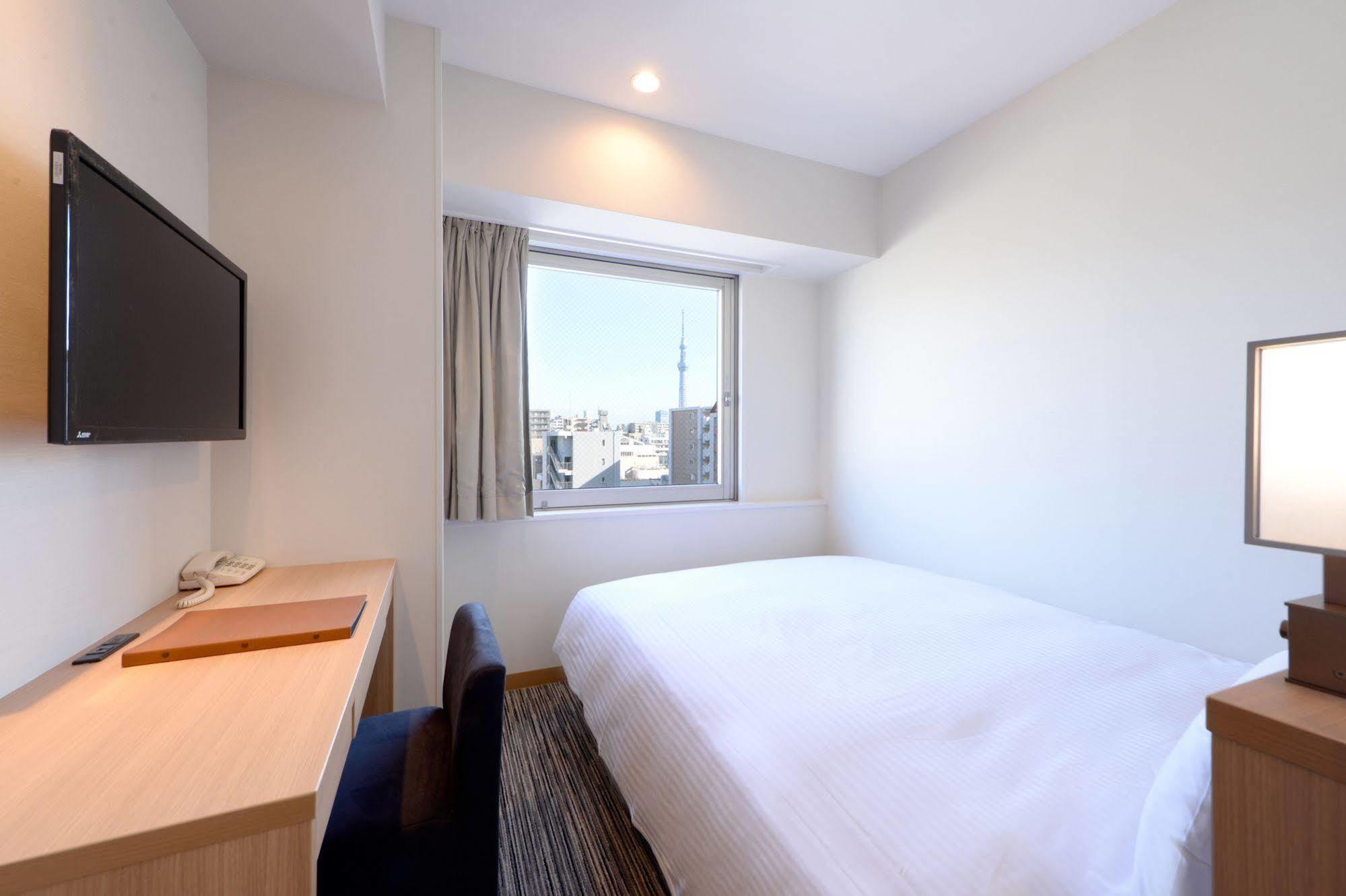 Vessel Inn Ueno Iriya Station Tokio Exterior foto